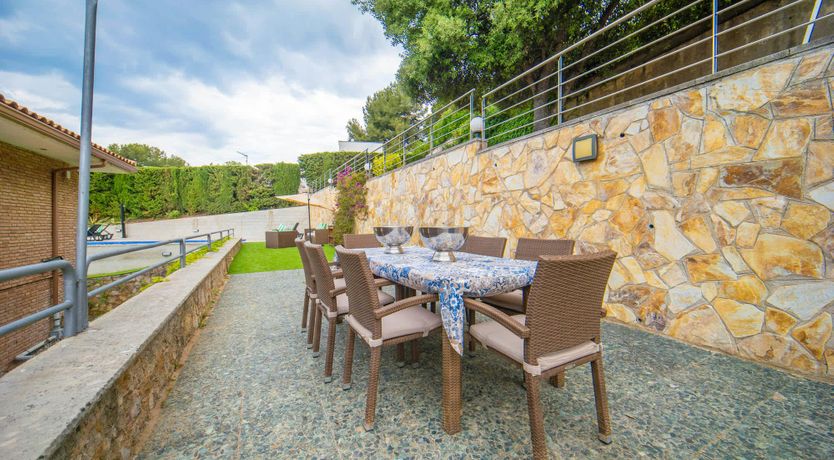 Photo of Luxury by the Sea