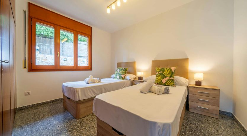 Photo of Luxury by the Sea