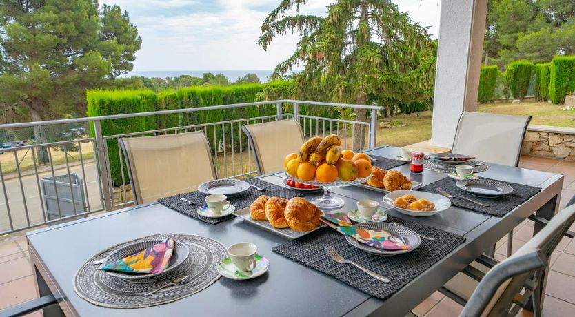 Photo of Luxury by the Sea