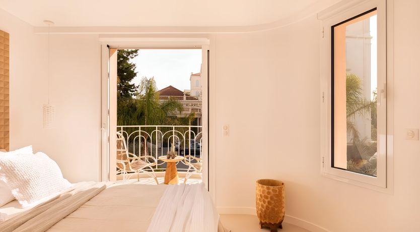 Photo of Boulevard Serenity