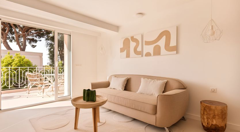 Photo of Boulevard Serenity