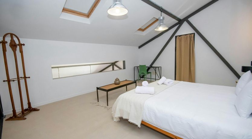 Photo of Elegant Hideaway