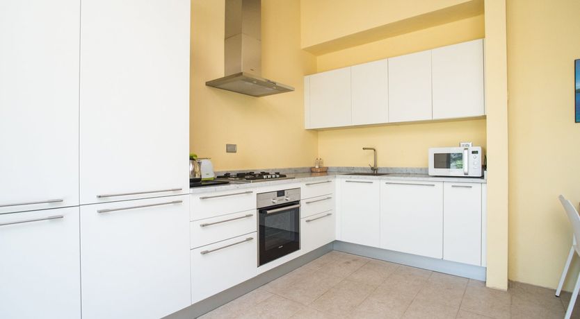 Photo of The Tuscan Farmhouse