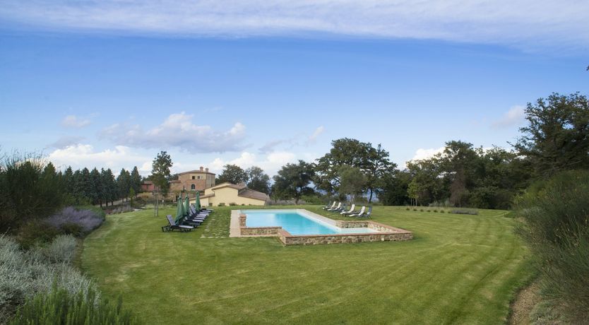 Photo of The Tuscan Farmhouse