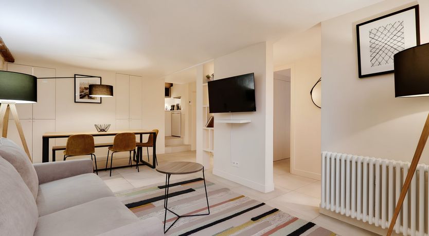 Photo of The Seine Serenade