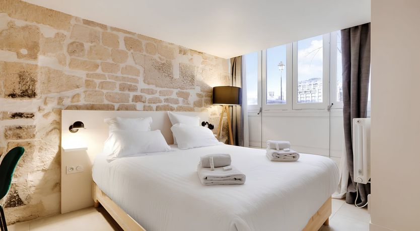 Photo of The Seine Serenade