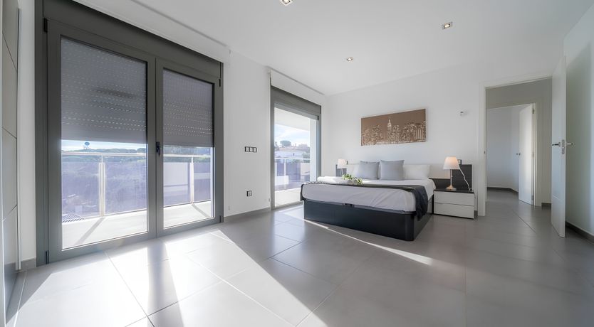 Photo of Elegant Beach Retreat