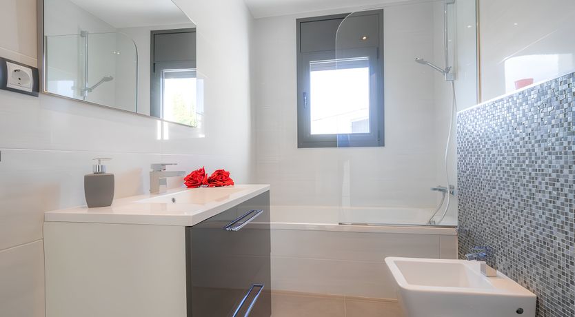 Photo of Elegant Beach Retreat