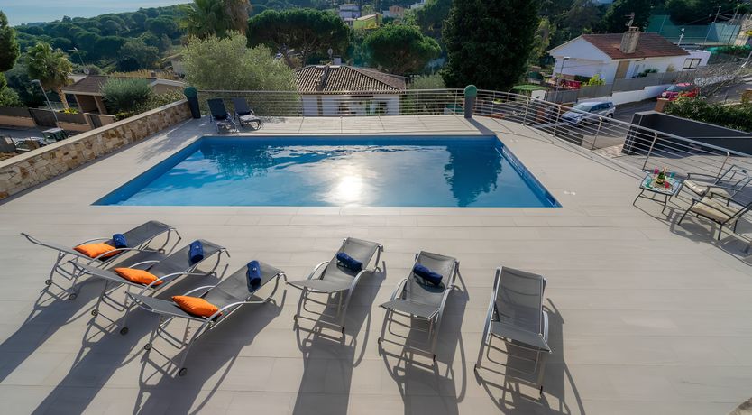 Photo of Elegant Beach Retreat