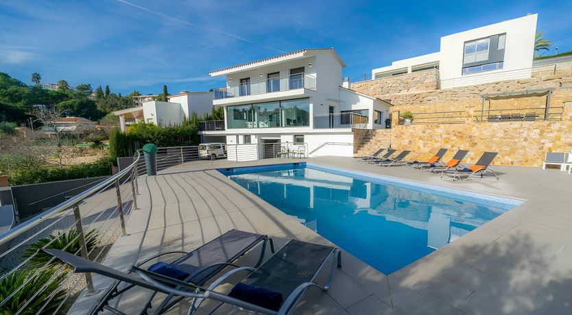 Photo of Elegant Beach Retreat