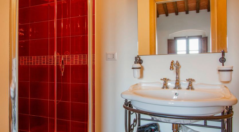 Photo of Valley of the Vines