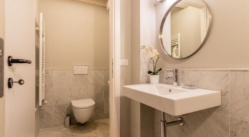 Photo of The Midas Lamp