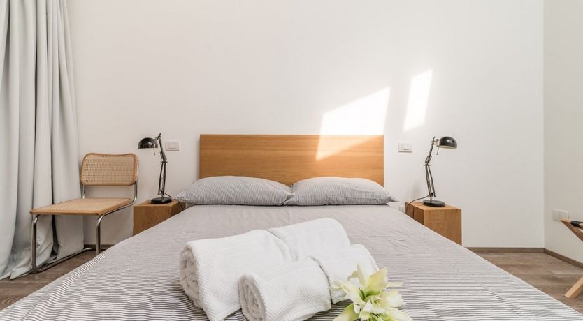 Photo of The Midas Lamp