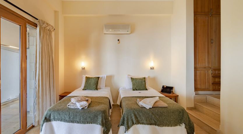 Photo of Rhodan Blue