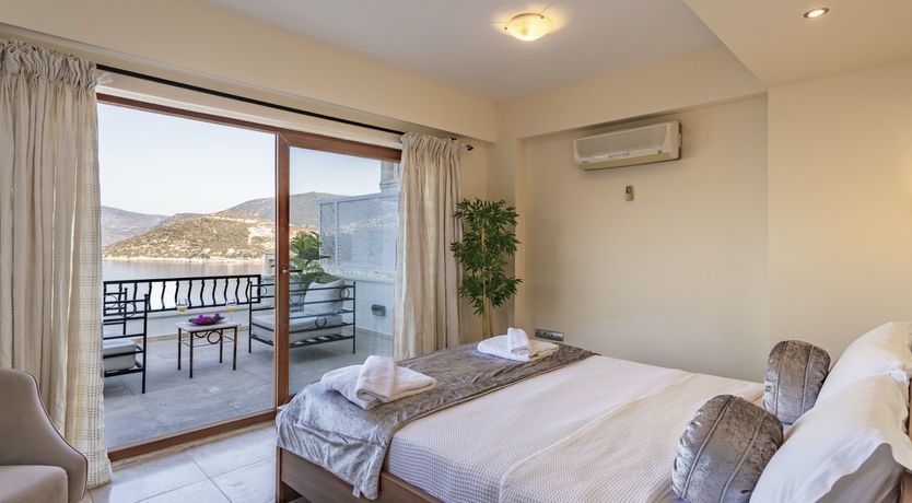 Photo of Rhodan Blue