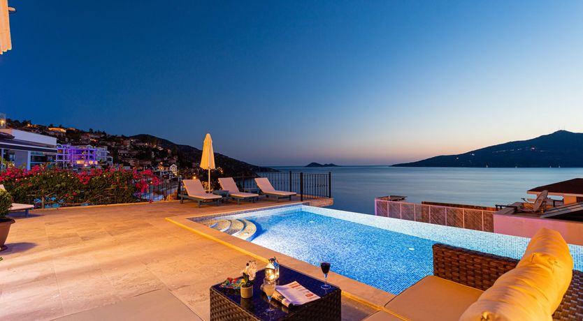 Photo of Rhodan Blue