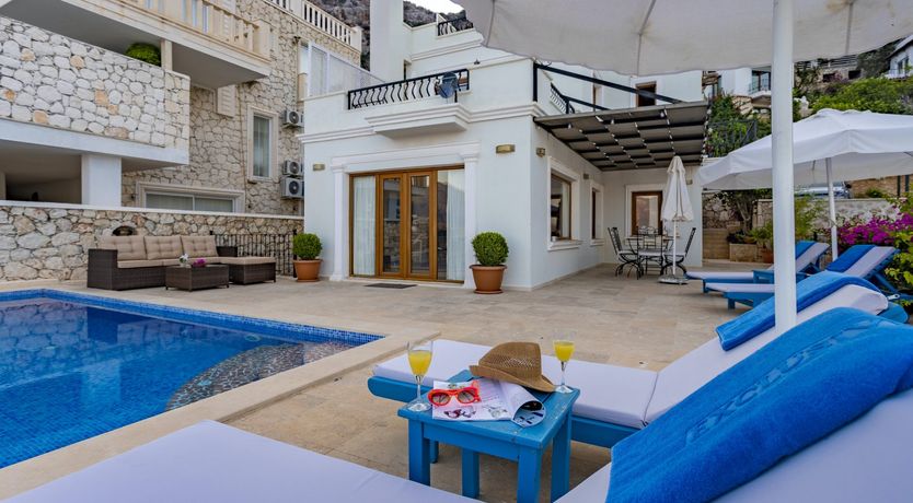 Photo of Rhodan Blue