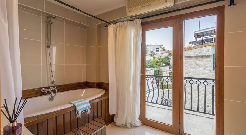 Photo of Rhodan Blue