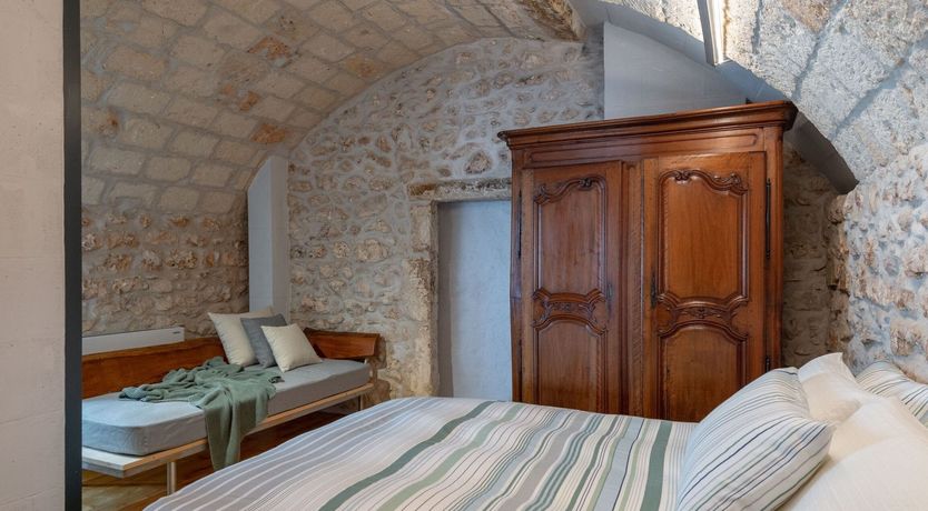 Photo of The Rose of the Valley