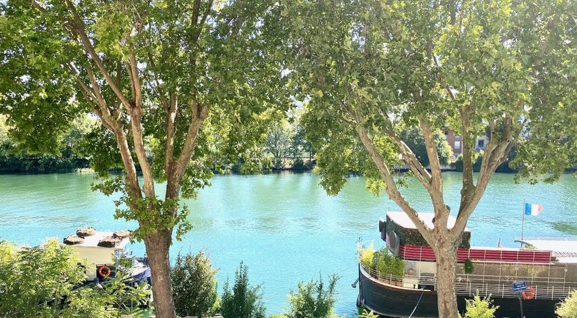 Photo of Parisian Style