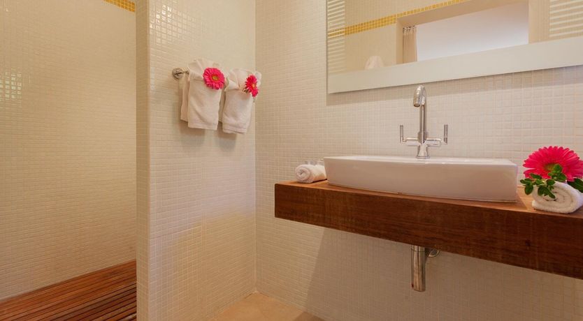 Photo of Sunshine & Sunflowers