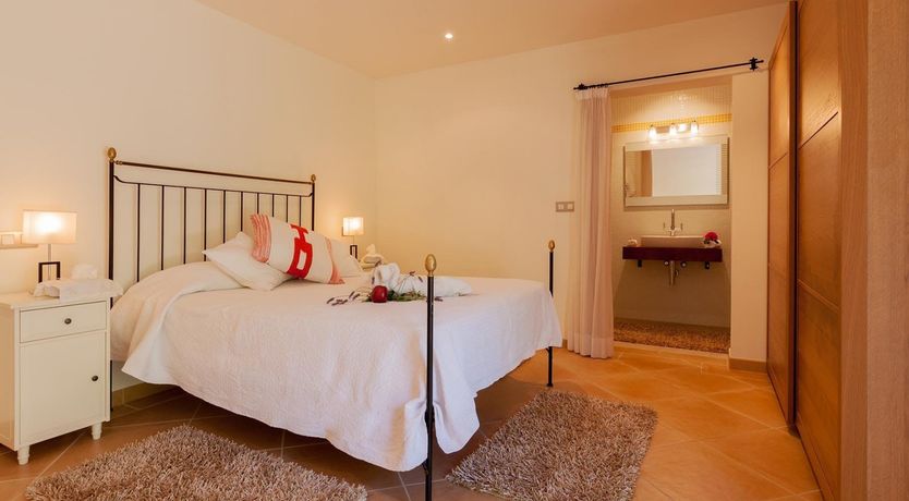 Photo of Sunshine & Sunflowers