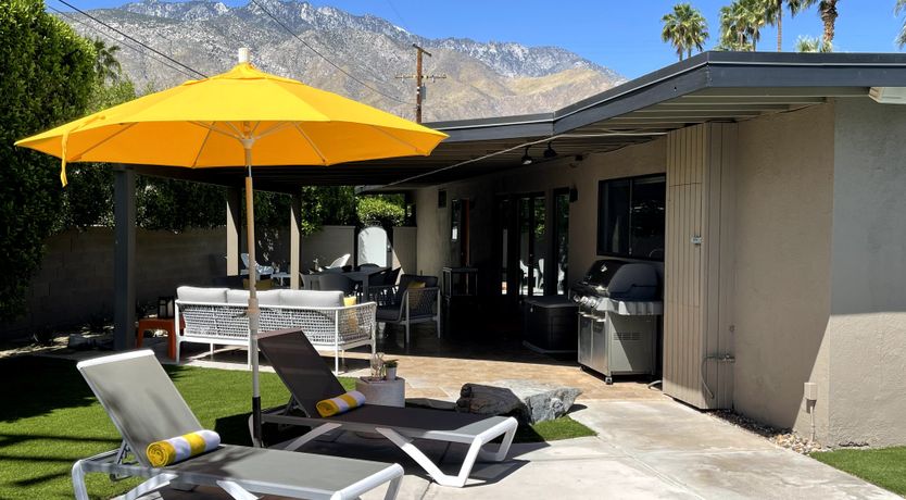 Photo of Charm & Art