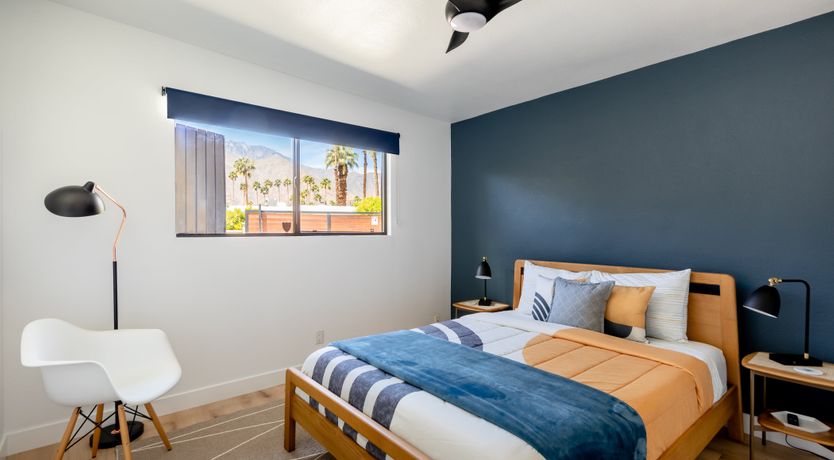 Photo of Charm & Art