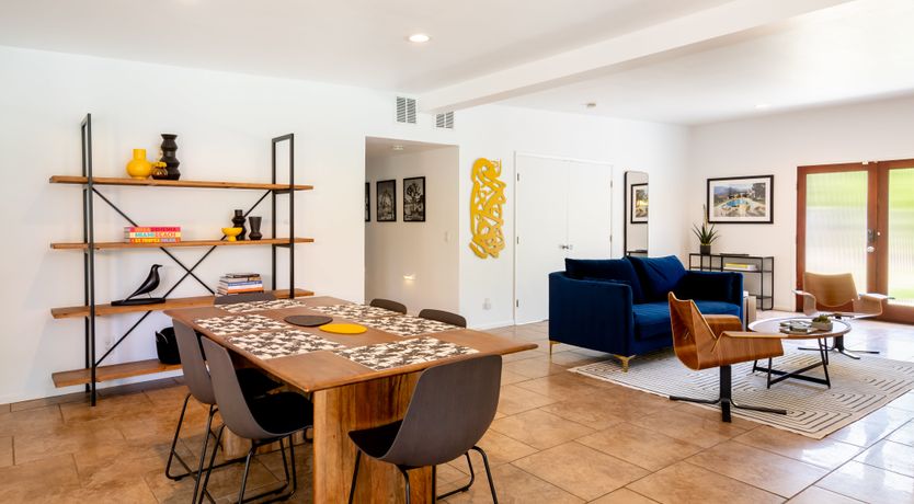 Photo of Charm & Art