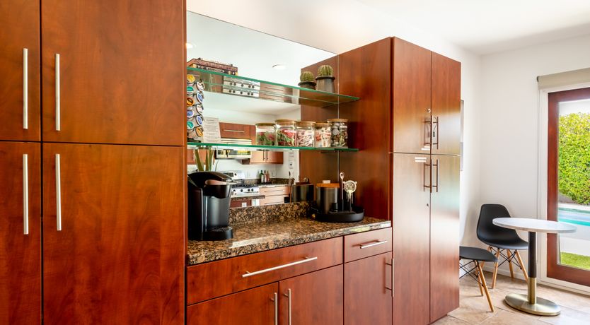 Photo of Charm & Art