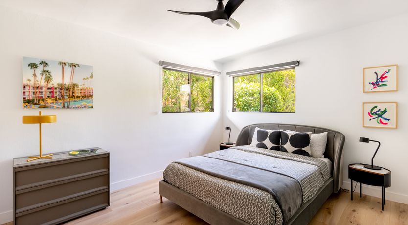 Photo of Charm & Art