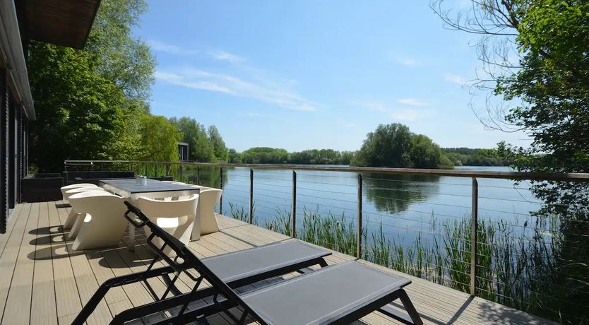 Photo of The Heather Tree