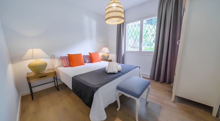 Photo of Luscious Coastal Haven