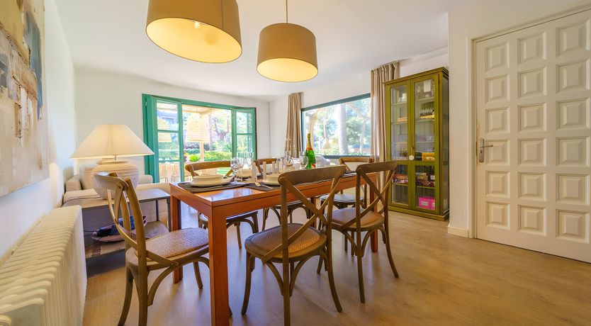 Photo of Luscious Coastal Haven