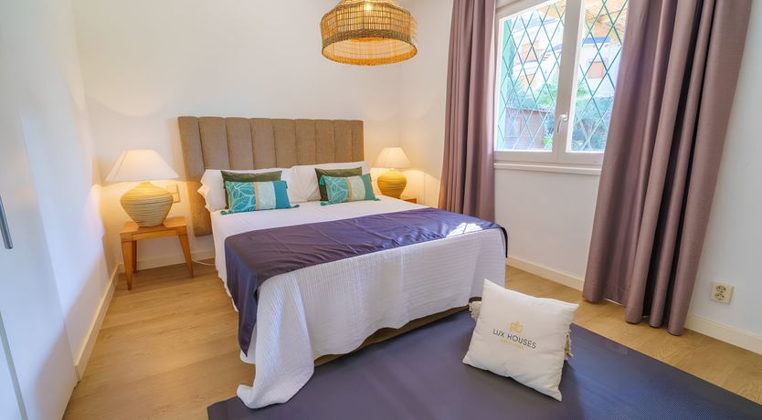 Photo of Luscious Coastal Haven