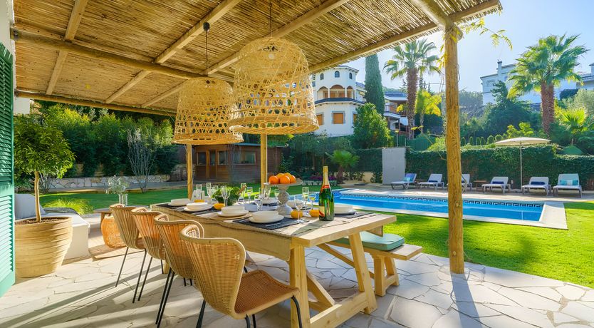 Photo of Luscious Coastal Haven