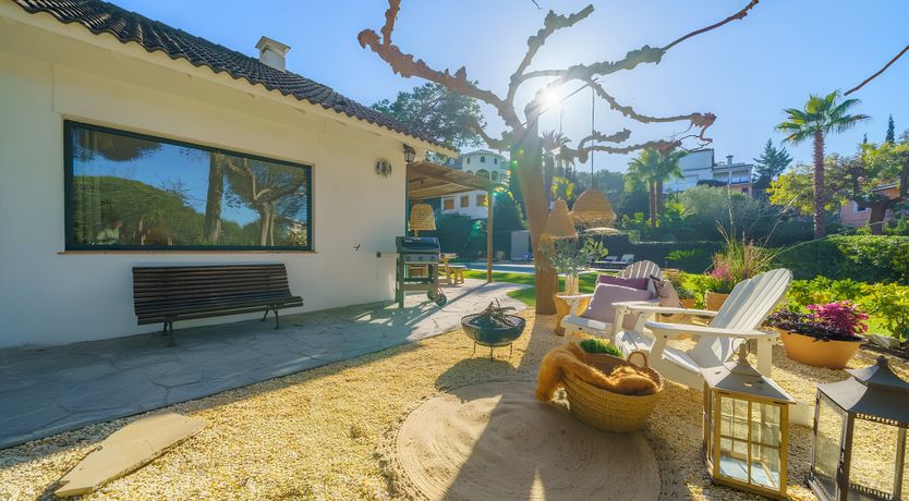 Photo of Luscious Coastal Haven