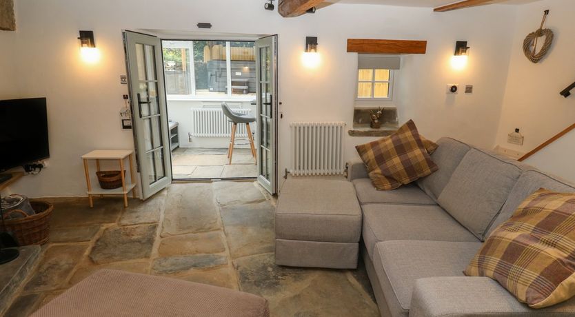 Photo of Lydgate Cottage