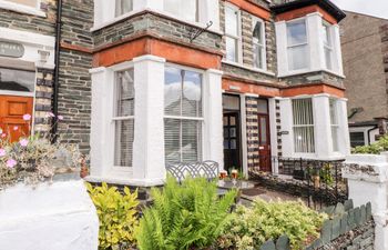 Oakhurst Holiday Cottage