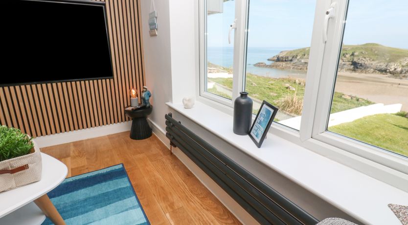 Photo of Island View