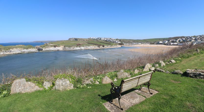 Photo of Island View