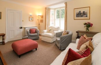 Dinham Court Holiday Cottage