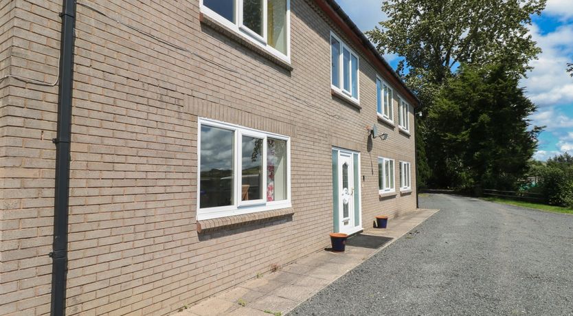 Photo of Hillside Lodge