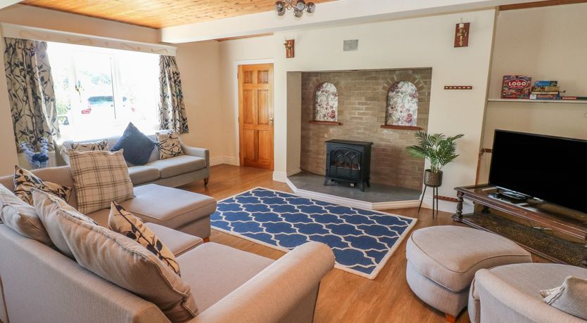 Photo of Hillside Lodge