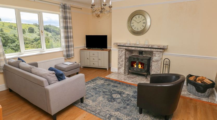 Photo of Hillside Lodge