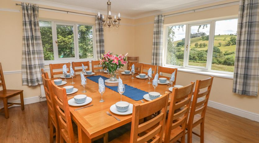 Photo of Hillside Lodge