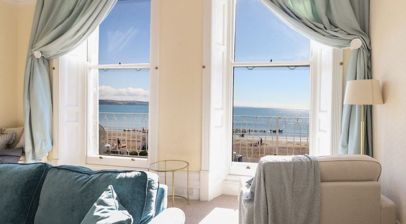 Photo of 123 On The Sea