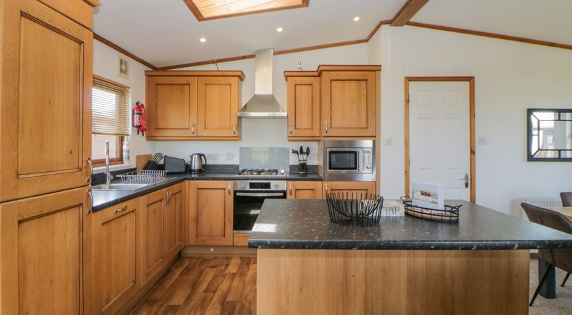 Photo of Three Views Lodge