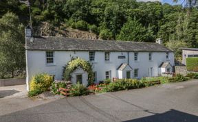 Photo of Riverside Cottage No 5