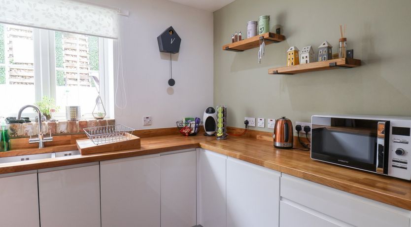 Photo of 10 Beacon Hill